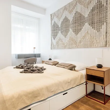 Apartmán No 9 - 3 Suites, 3 Private Bathrooms And Parking Budapešť